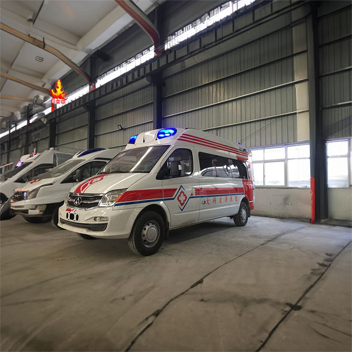 西宁出租急救车电话号码