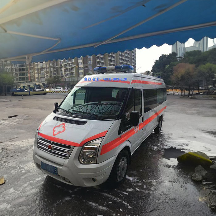 西宁私人救护车出租费用