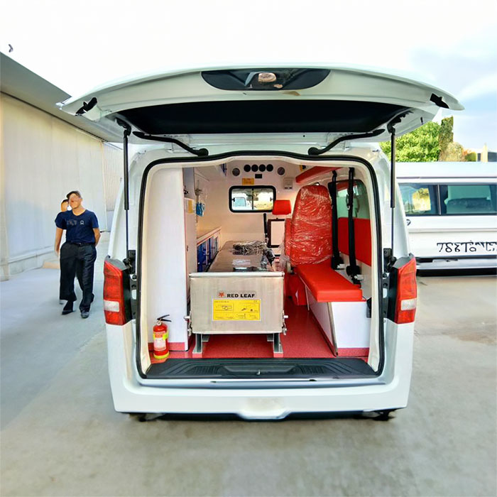 西宁急救车租车联系电话