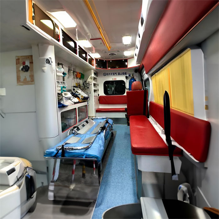 西宁租赁私人救护车电话
