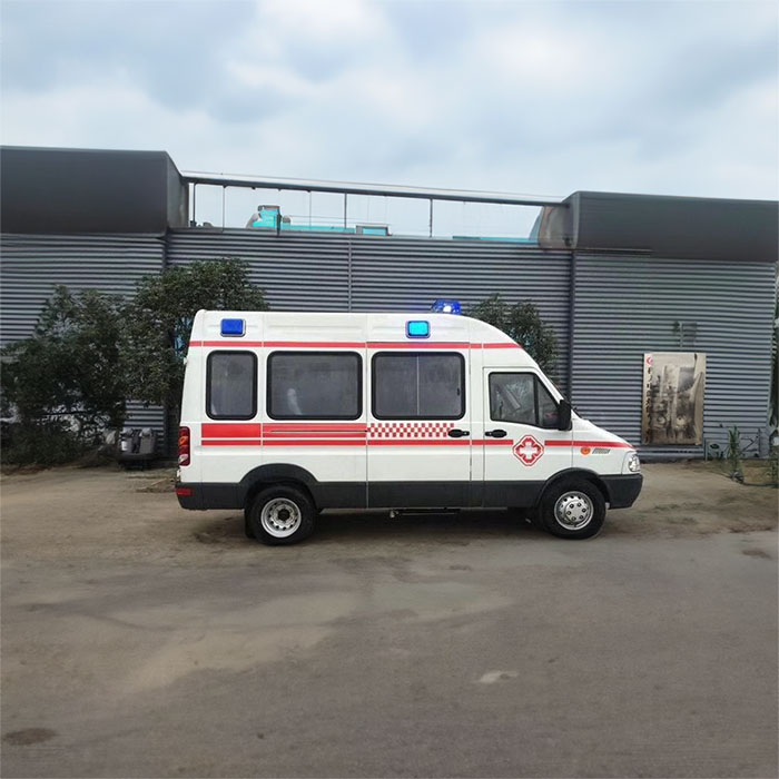 西宁急救车出租多少钱