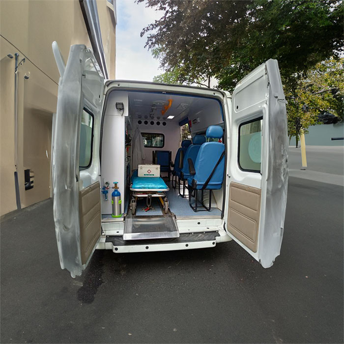 西宁租赁私人救护车联系电话