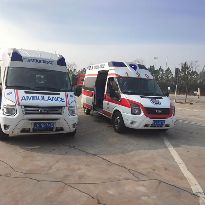 西宁急救车出租联系方式