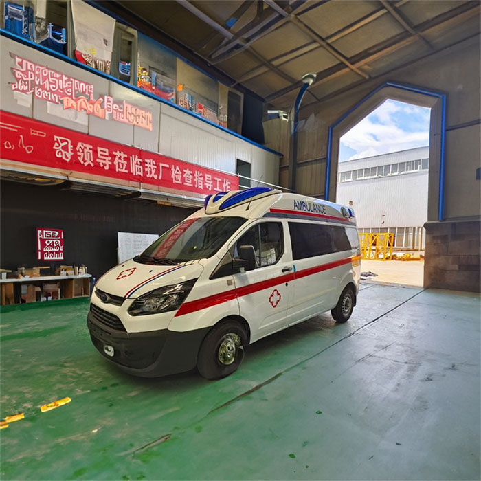 西宁租赁救护车联系电话