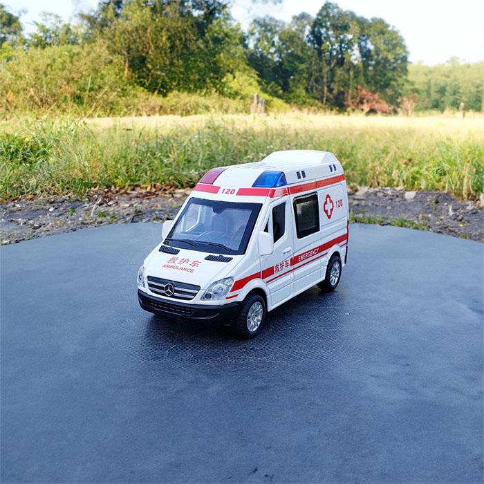 西宁出租救护车联系电话