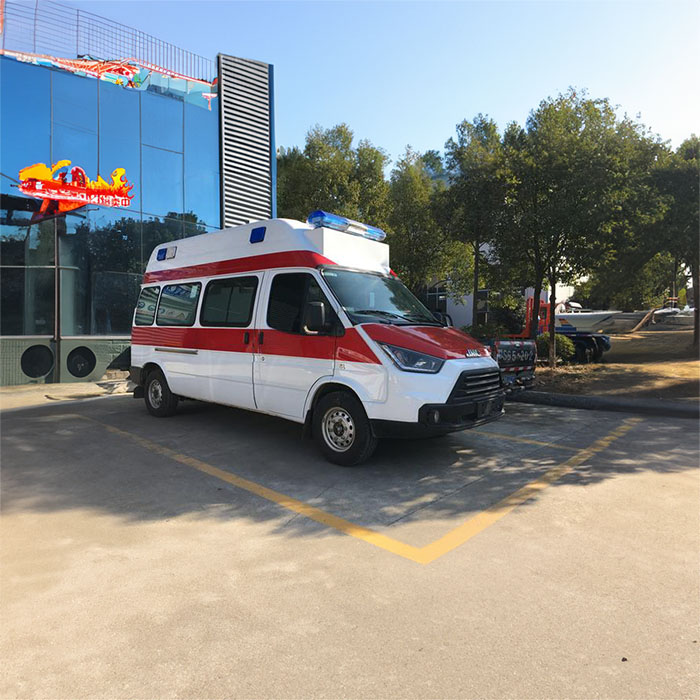 西宁救护车租赁联系方式
