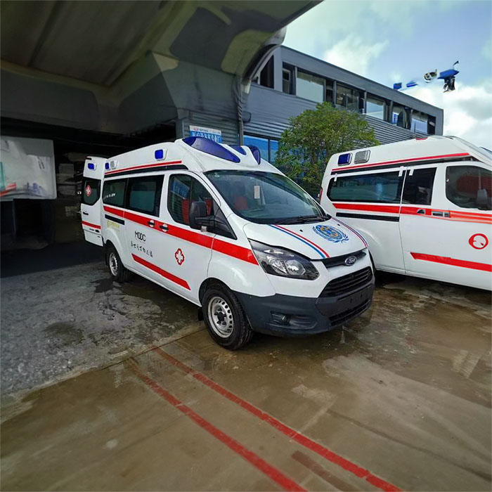 西宁救护车租车联系电话