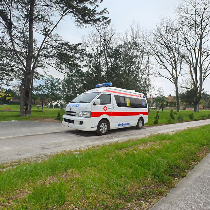 西宁救护车租赁多少钱