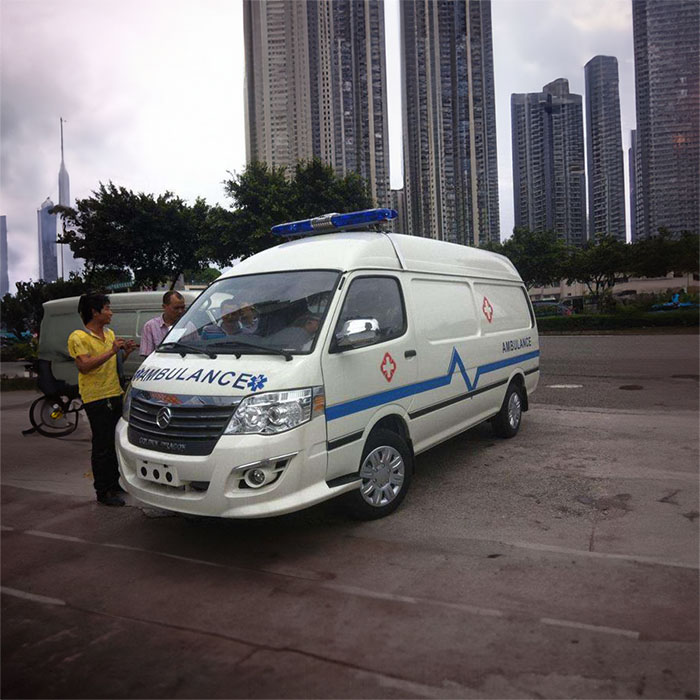 西宁救护车租赁费用