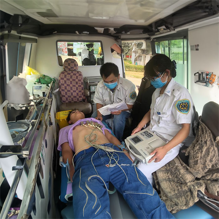 西宁出租120联系方式