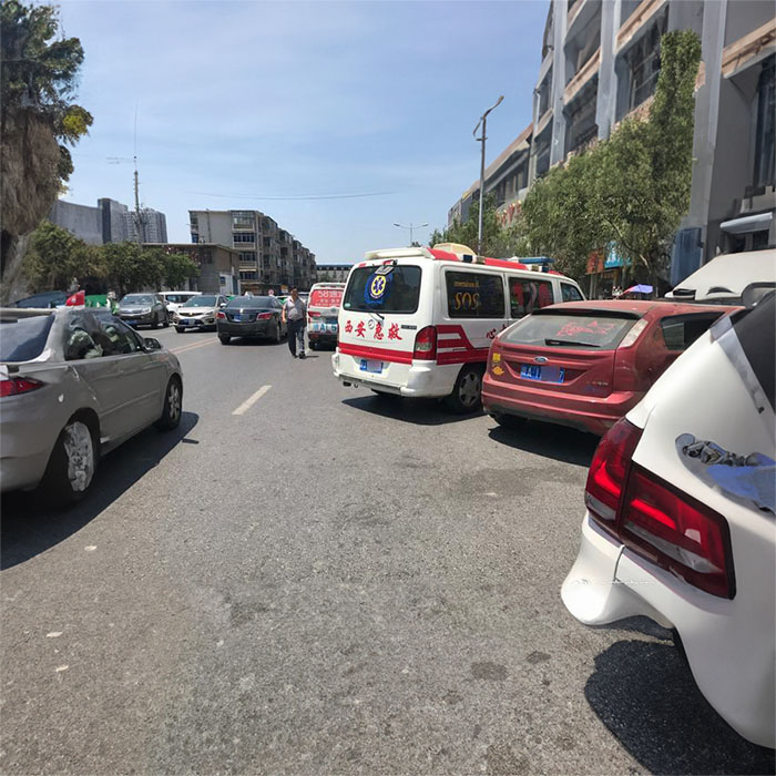 西宁救护车租车