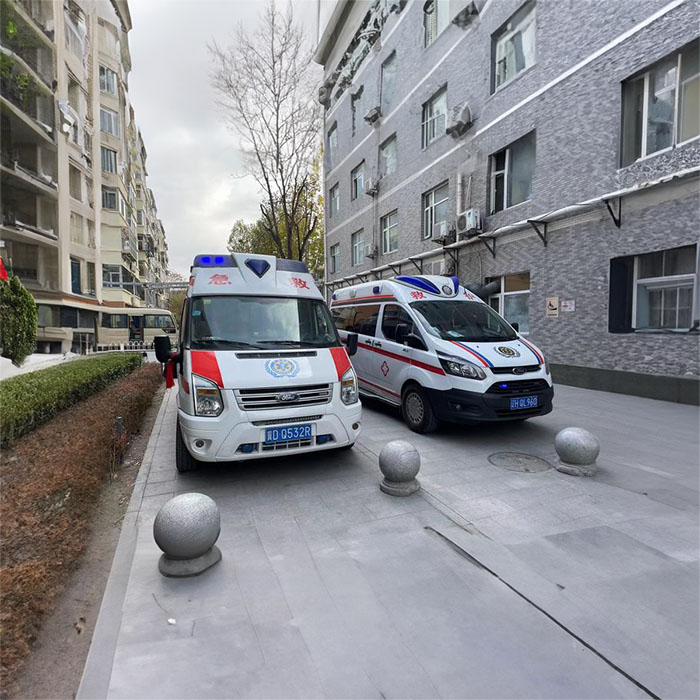 西宁救护车出租收费