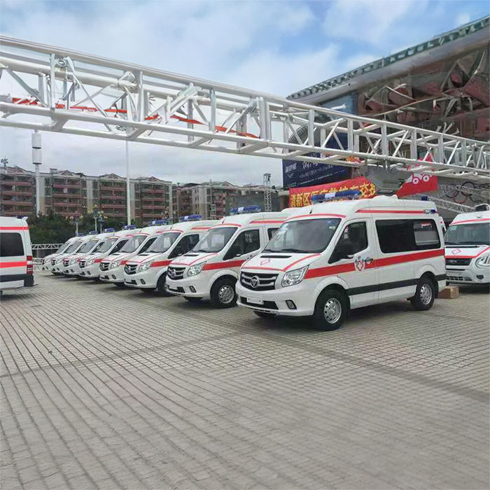 西宁私人救护车租车费用