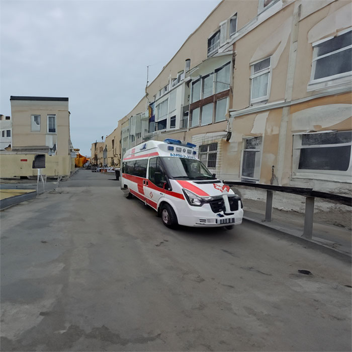 西宁私人救护车租赁电话