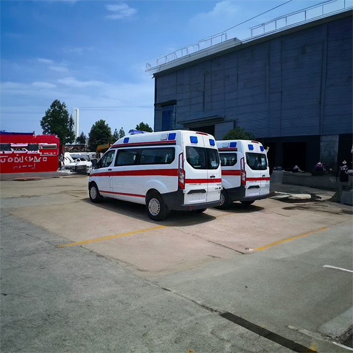 西宁私人救护车租赁收费标准