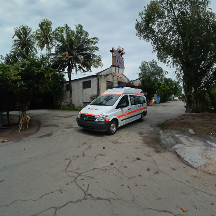 西宁租赁救护车电话