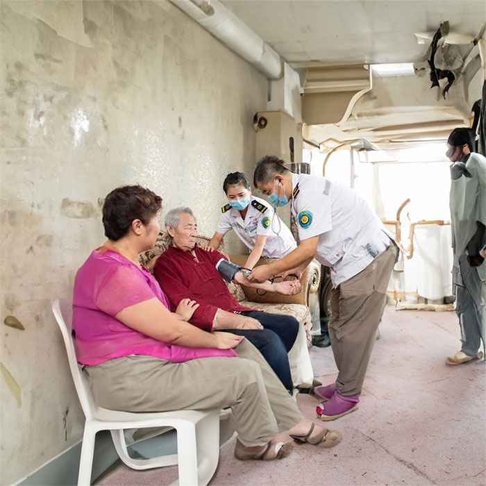 西宁出租急救车电话