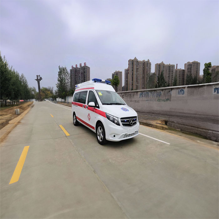 西宁救护车租车联系方式