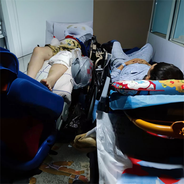 西宁私人救护车租车多少钱