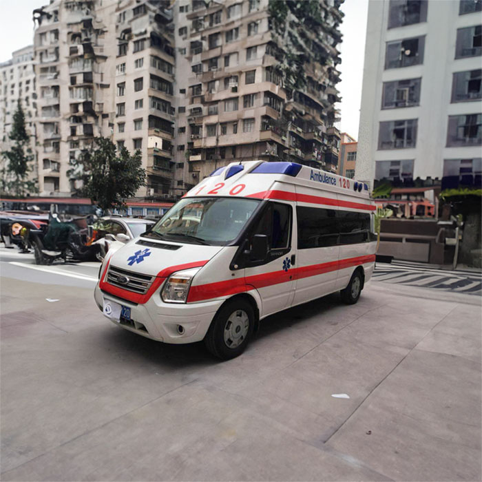 西宁急救车出租多少钱