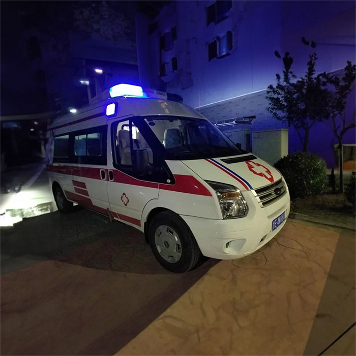 西宁急救车租车联系电话