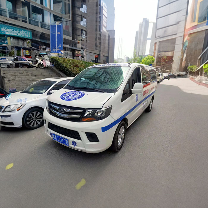 西宁救护车租赁电话