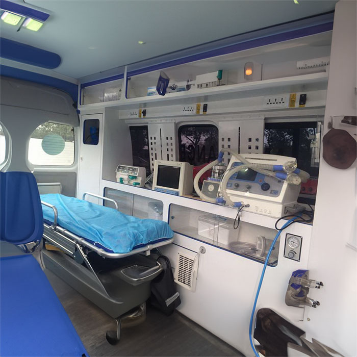 西宁出租救护车联系方式