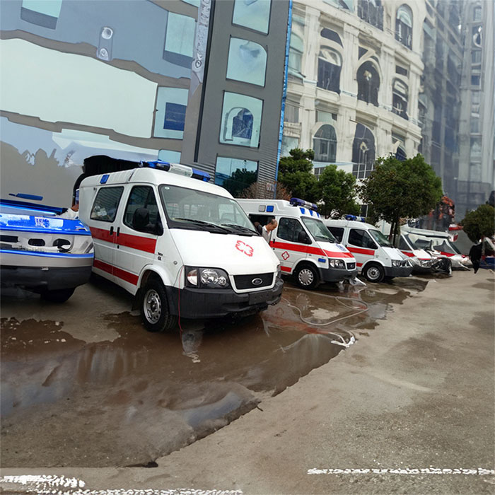 西宁租赁救护车联系方式