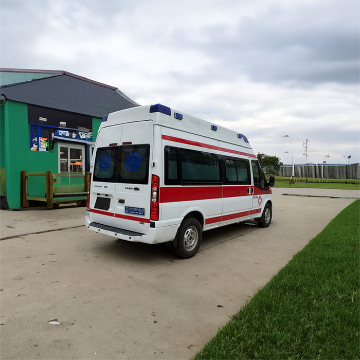 西宁救护车租赁电话号码