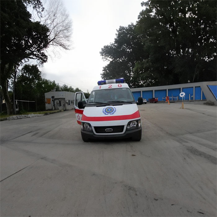 西宁救护车出租费用