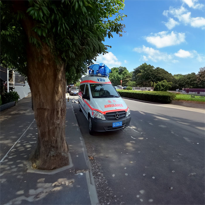 西宁救护车租赁费用