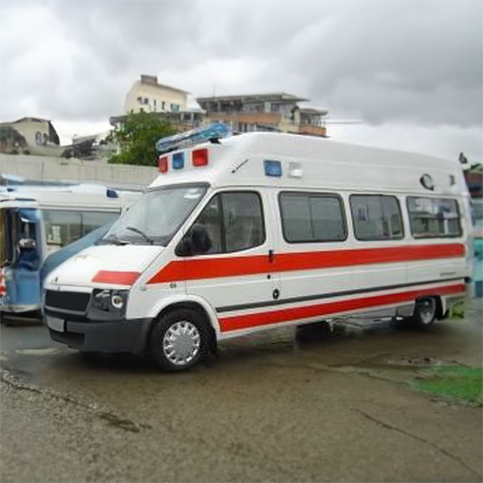 西宁租赁私人救护车电话号码