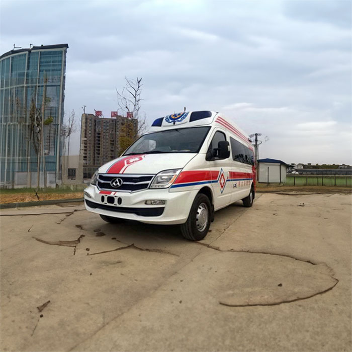 西宁救护车出租联系方式
