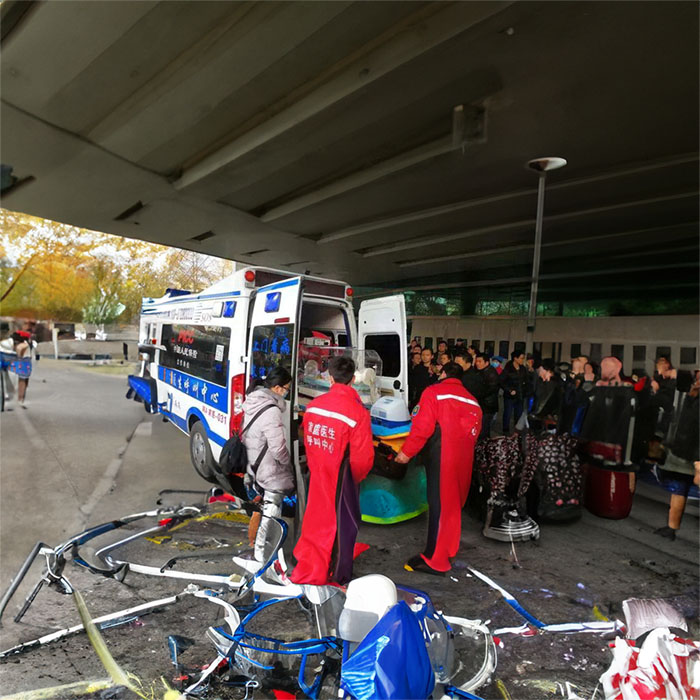 西宁救护车租赁联系电话
