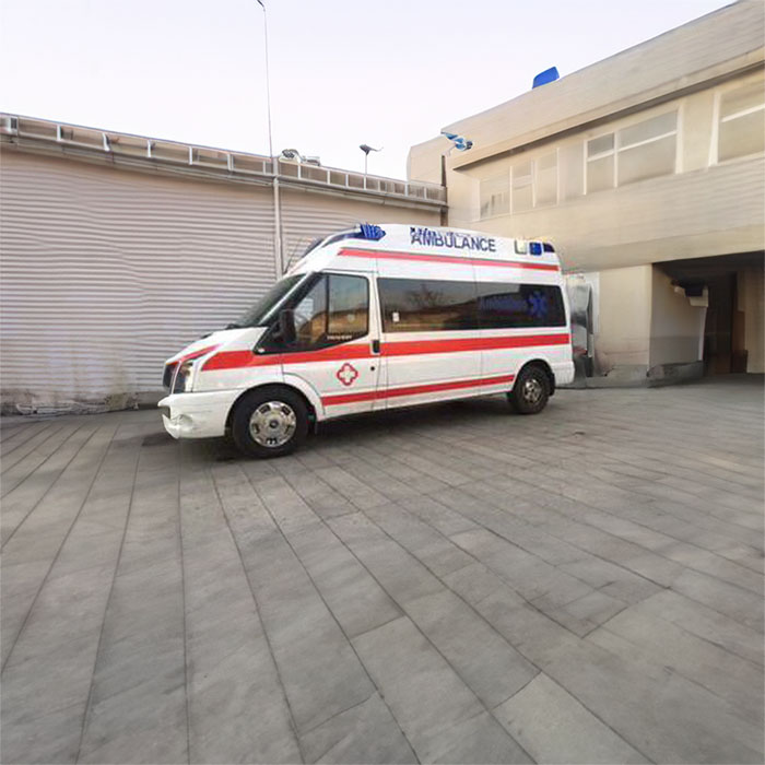 西宁私人救护车租赁费用