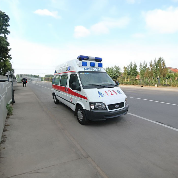 西宁急救车出租费用