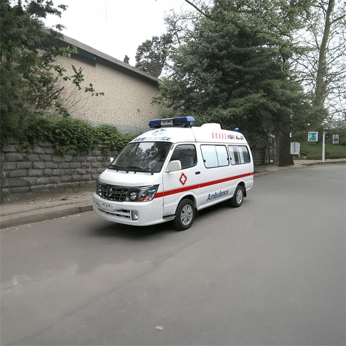 西宁救护车出租联系方式