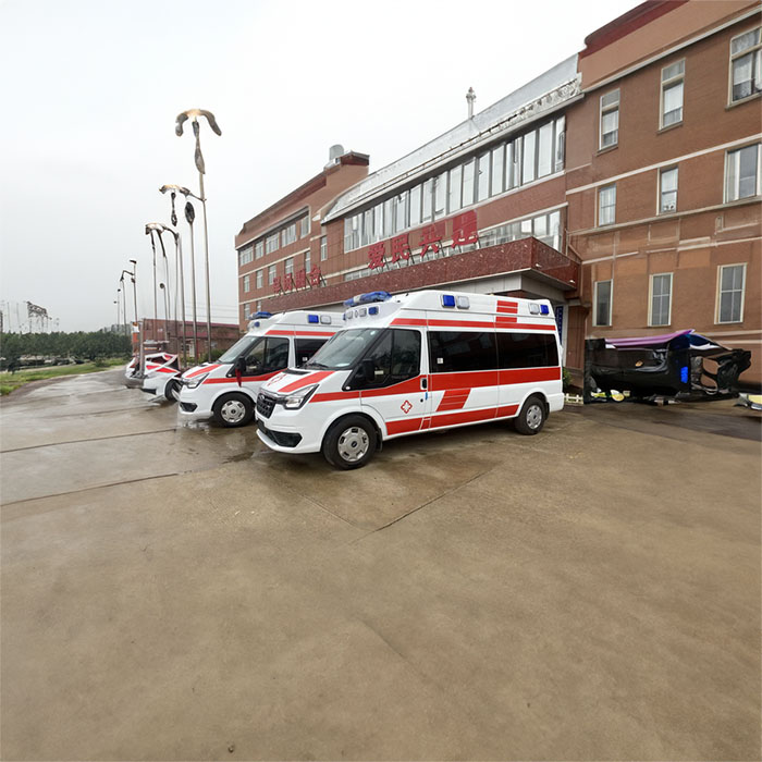 西宁私人救护车租车收费标准