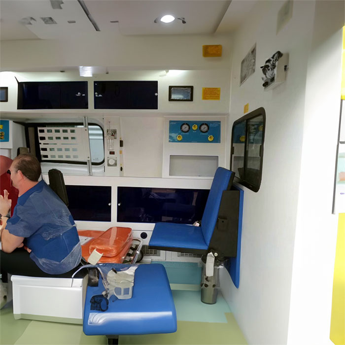 西宁私人救护车租赁收费