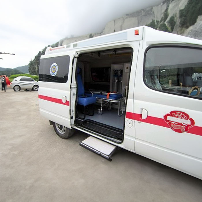 西宁出租私人救护车联系方式