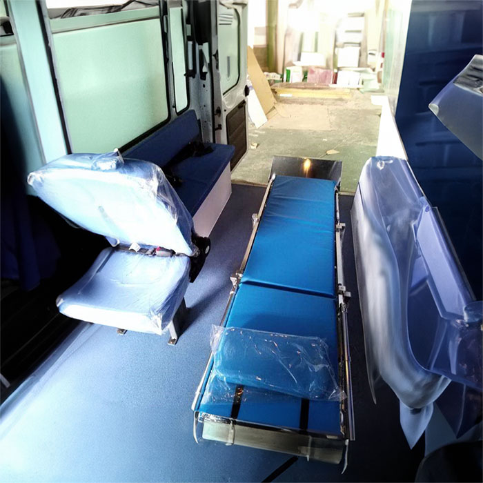 西宁租赁私人救护车联系电话