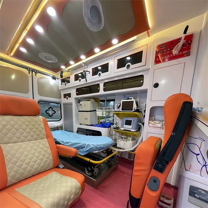 西宁私人救护车租赁收费标准