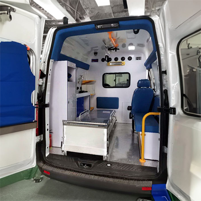 西宁私人救护车租车电话