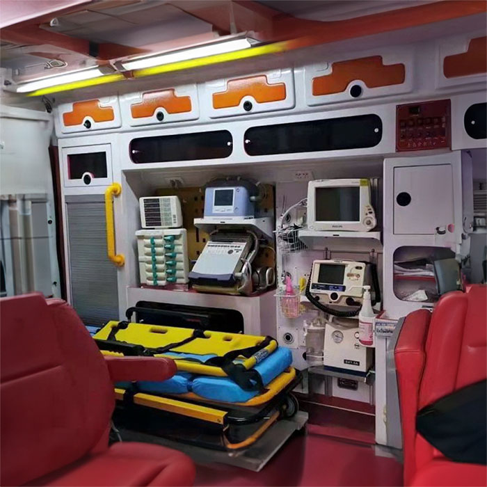 西宁私人救护车租车收费