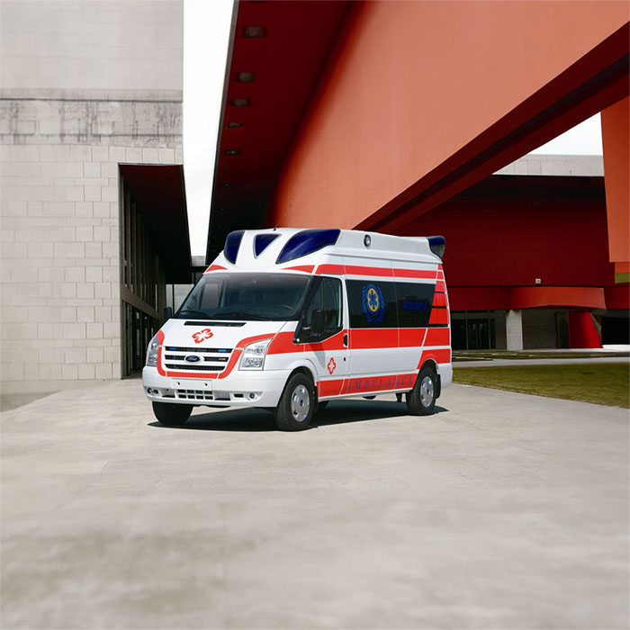 西宁救护车出租多少钱