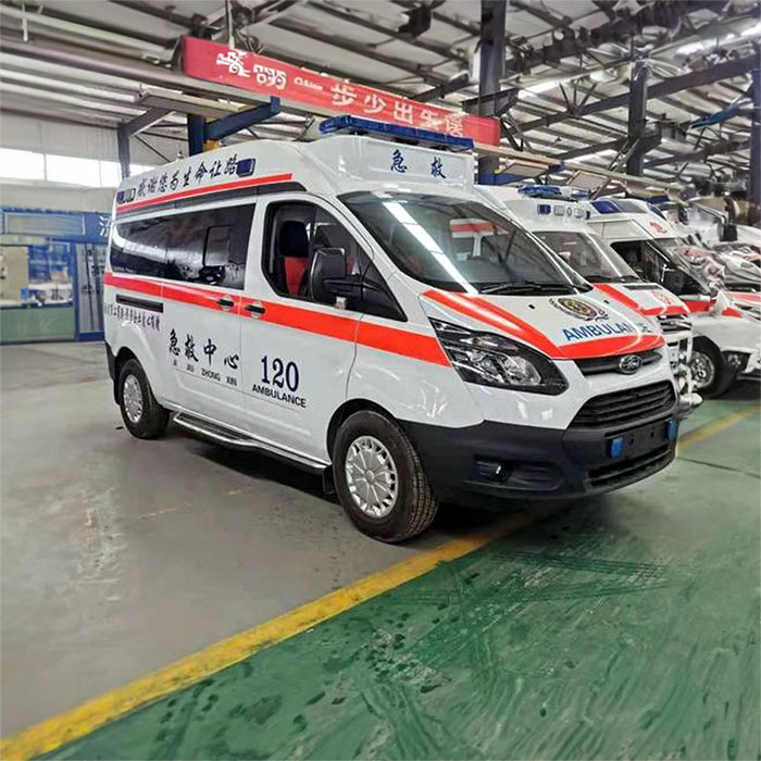 西宁租赁救护车联系电话