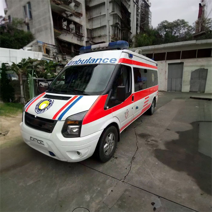 西宁租赁私人救护车电话