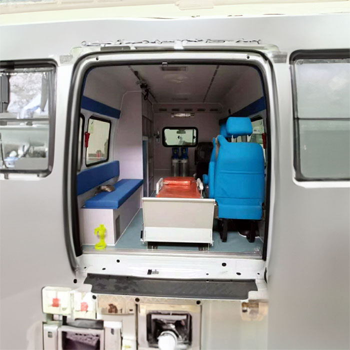 西宁租赁私人救护车电话