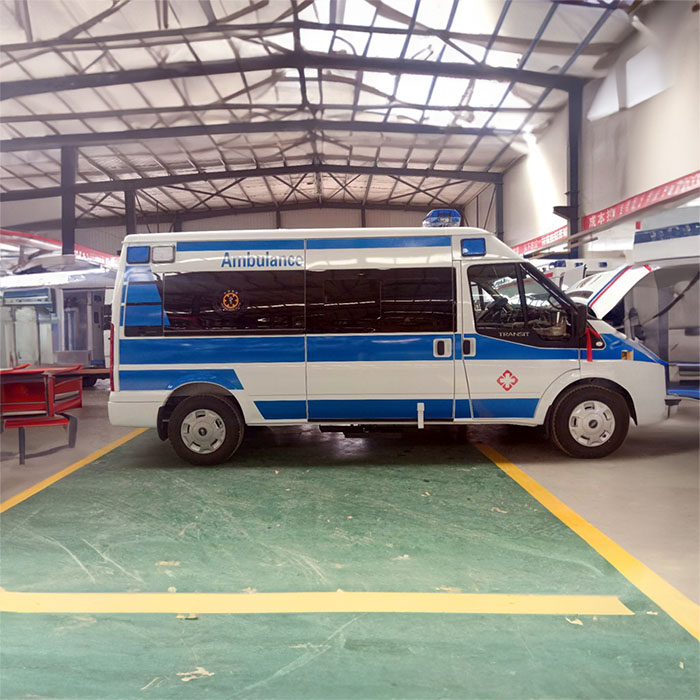 西宁私人救护车租赁联系方式