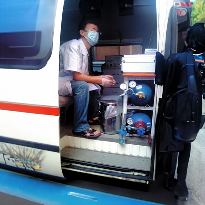 西宁私人救护车出租收费